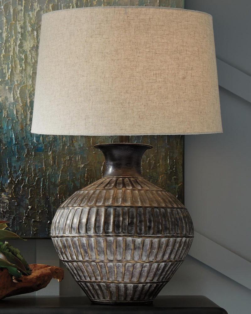 Magan Table Lamp