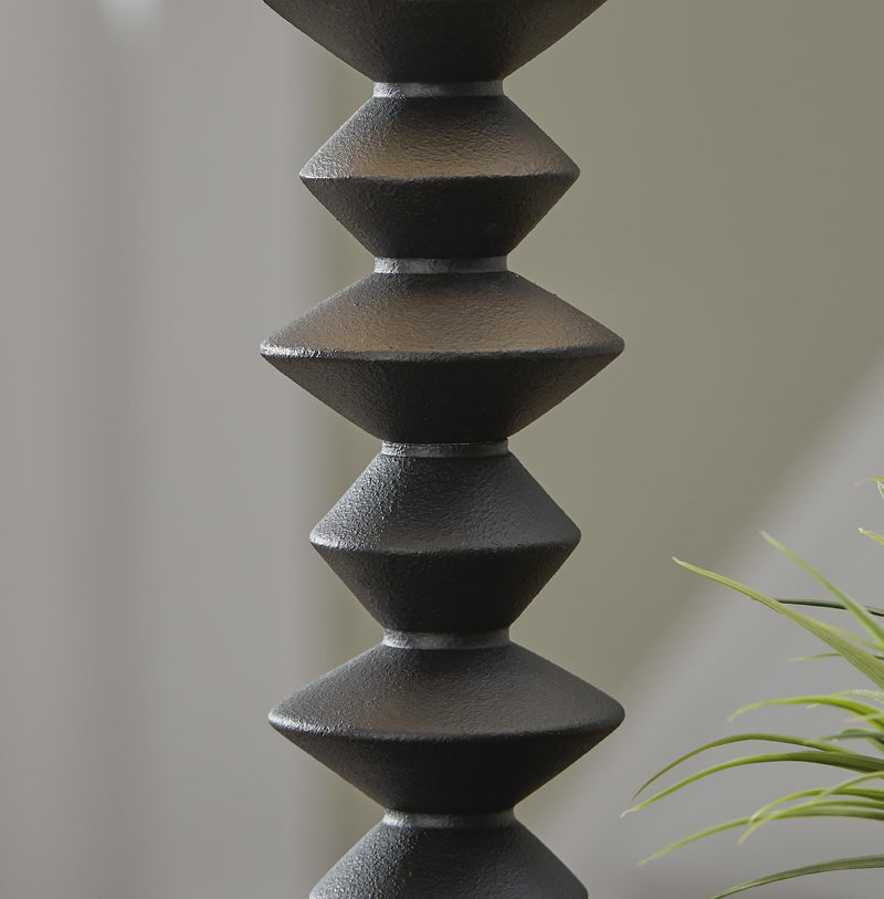Luanndon Buffet Lamp