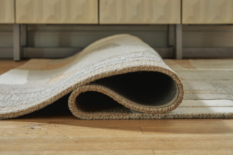 Abbotton 8' x 10' Rug